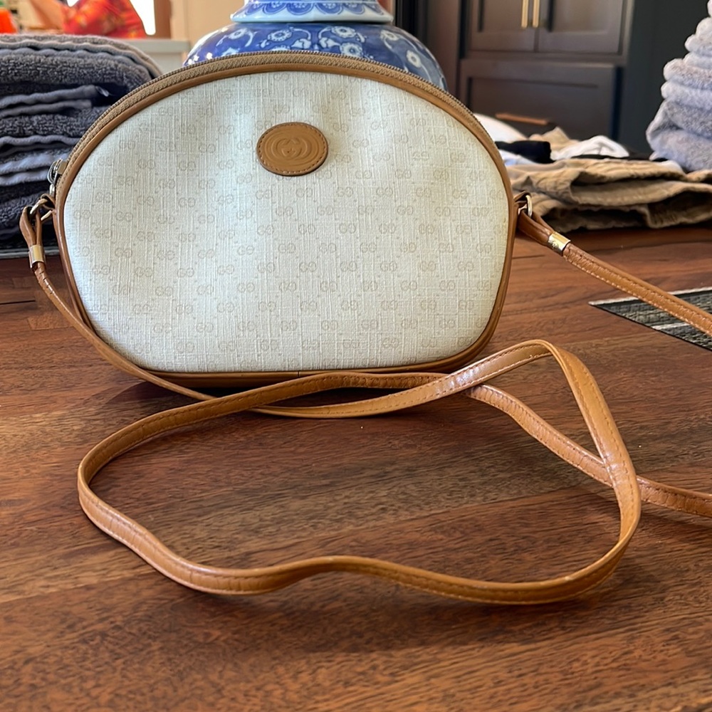 AUTHENTIC RARE VINTAGE GUCCI Crossbody